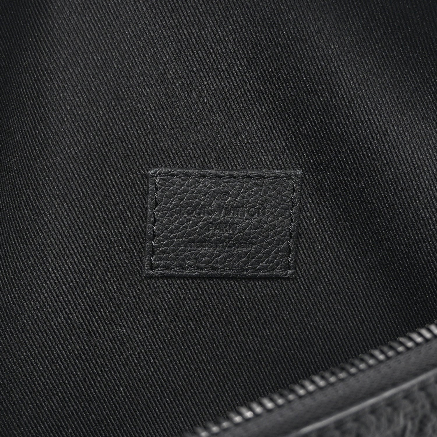 Louis Vuitton Calfskin Monogram Shadow Discovery Bumbag Black 6 of 8