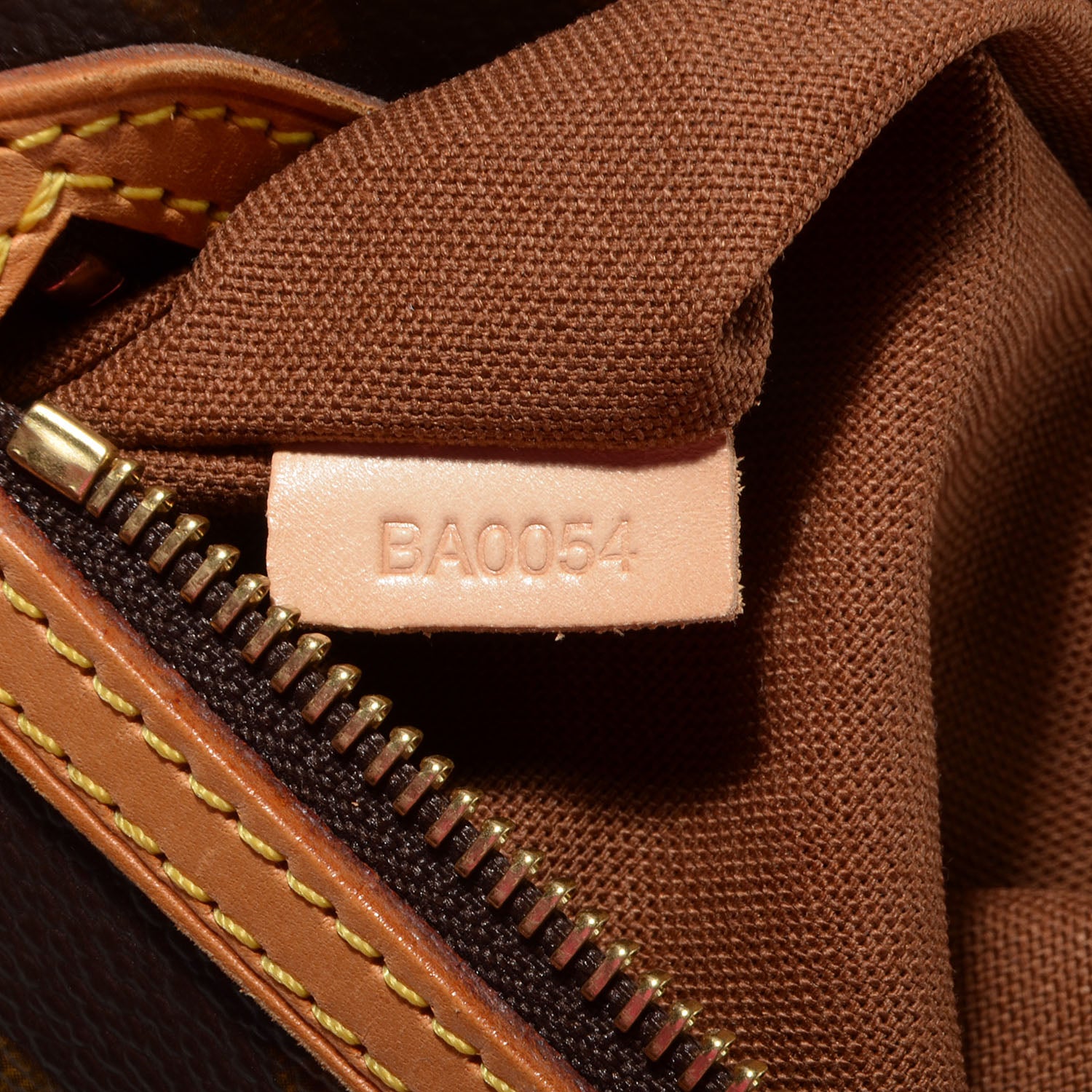 Louis Vuitton Monogram Alma Voyage GM 7 of 7