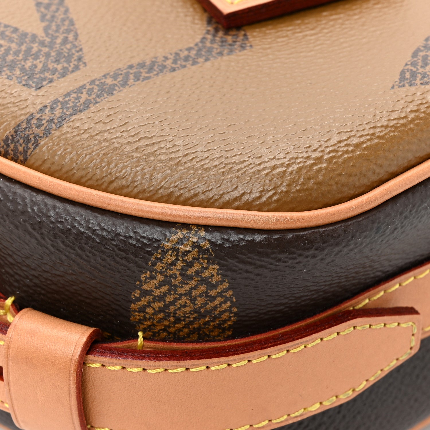 Louis Vuitton Reverse Monogram Giant Boite Chapeau Souple 9 of 13