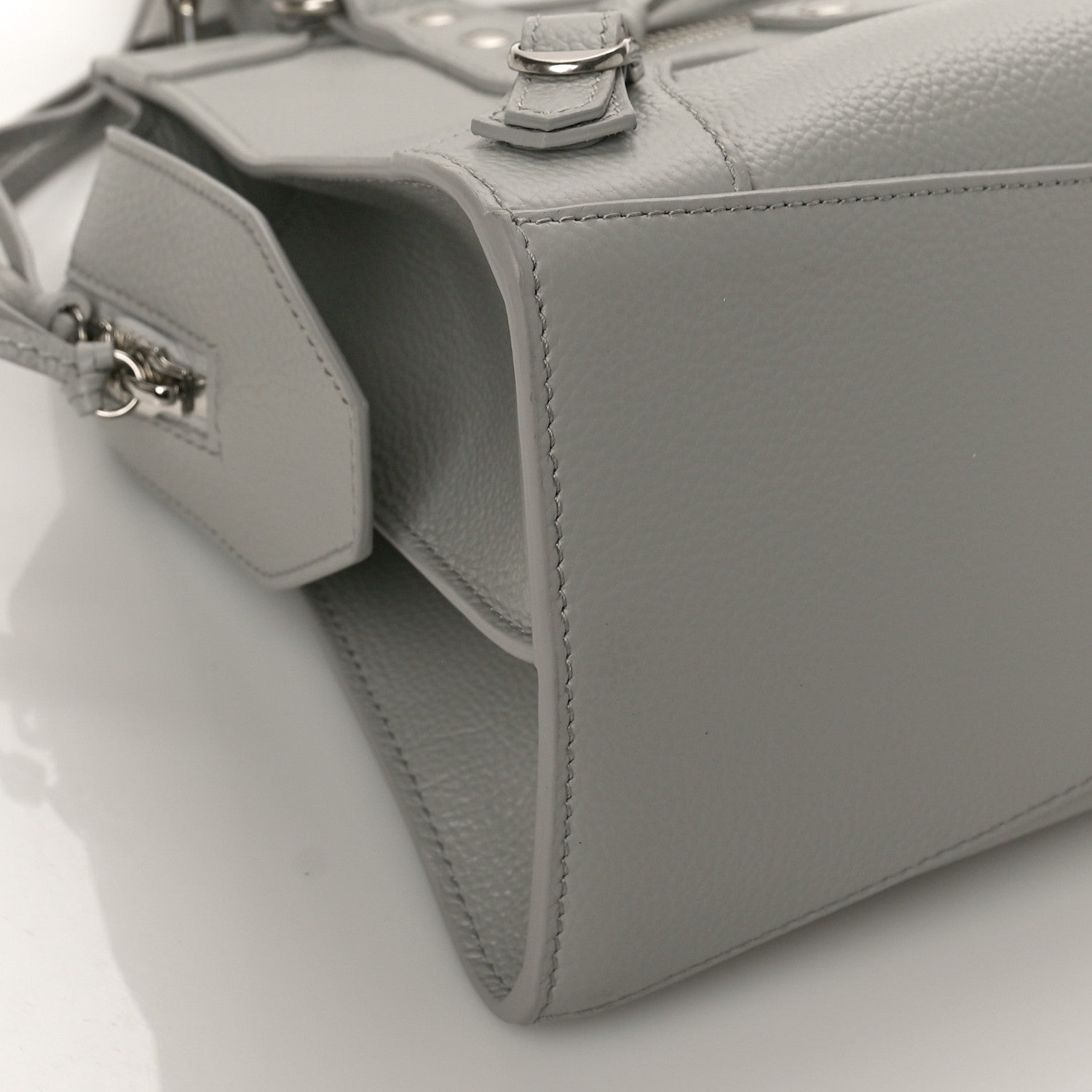 Balenciaga Grained Calfskin Neo Classic Silver Hardware S City Light Grey 7 of 8