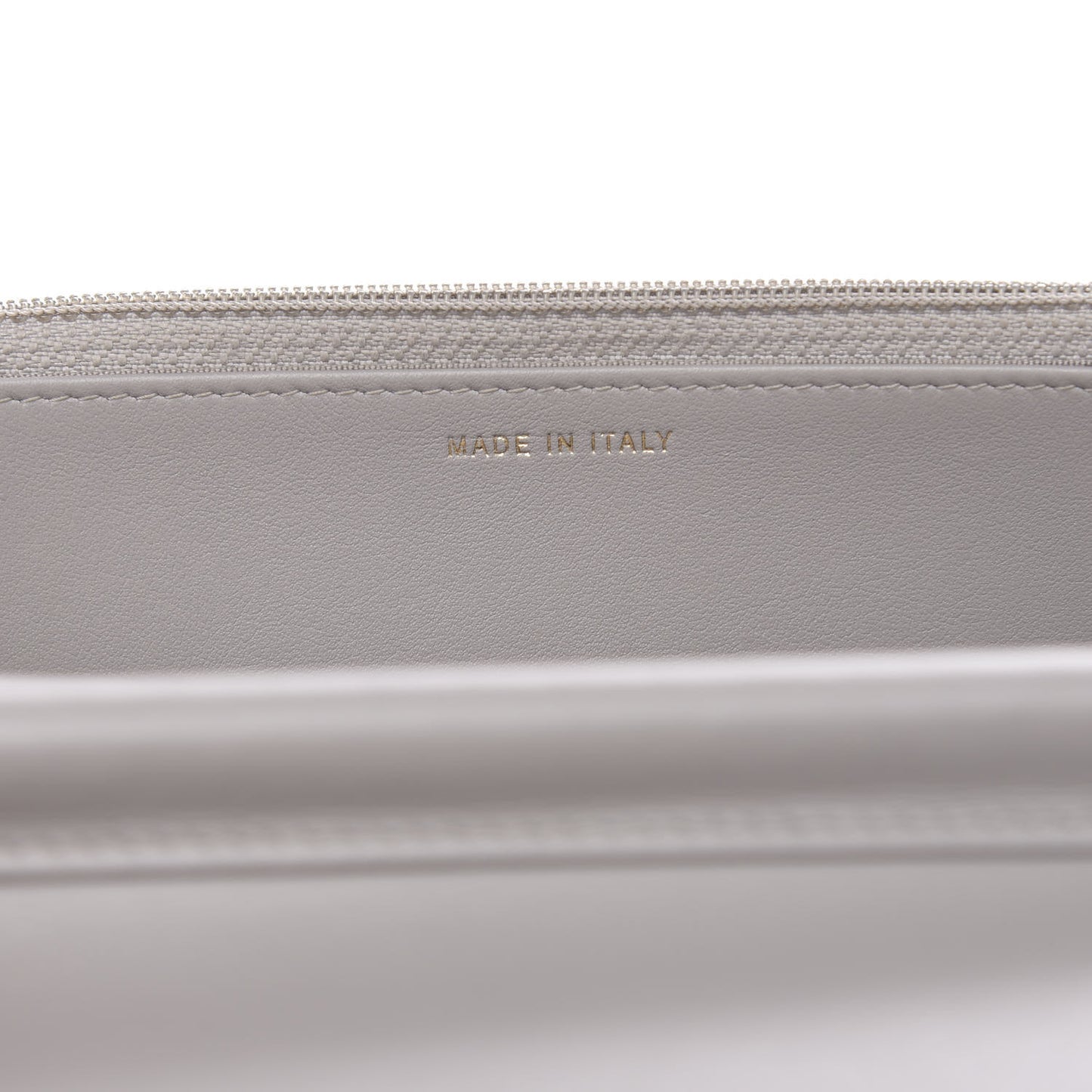 Caviar Quilted Boy Wallet On Chain WOC Grey