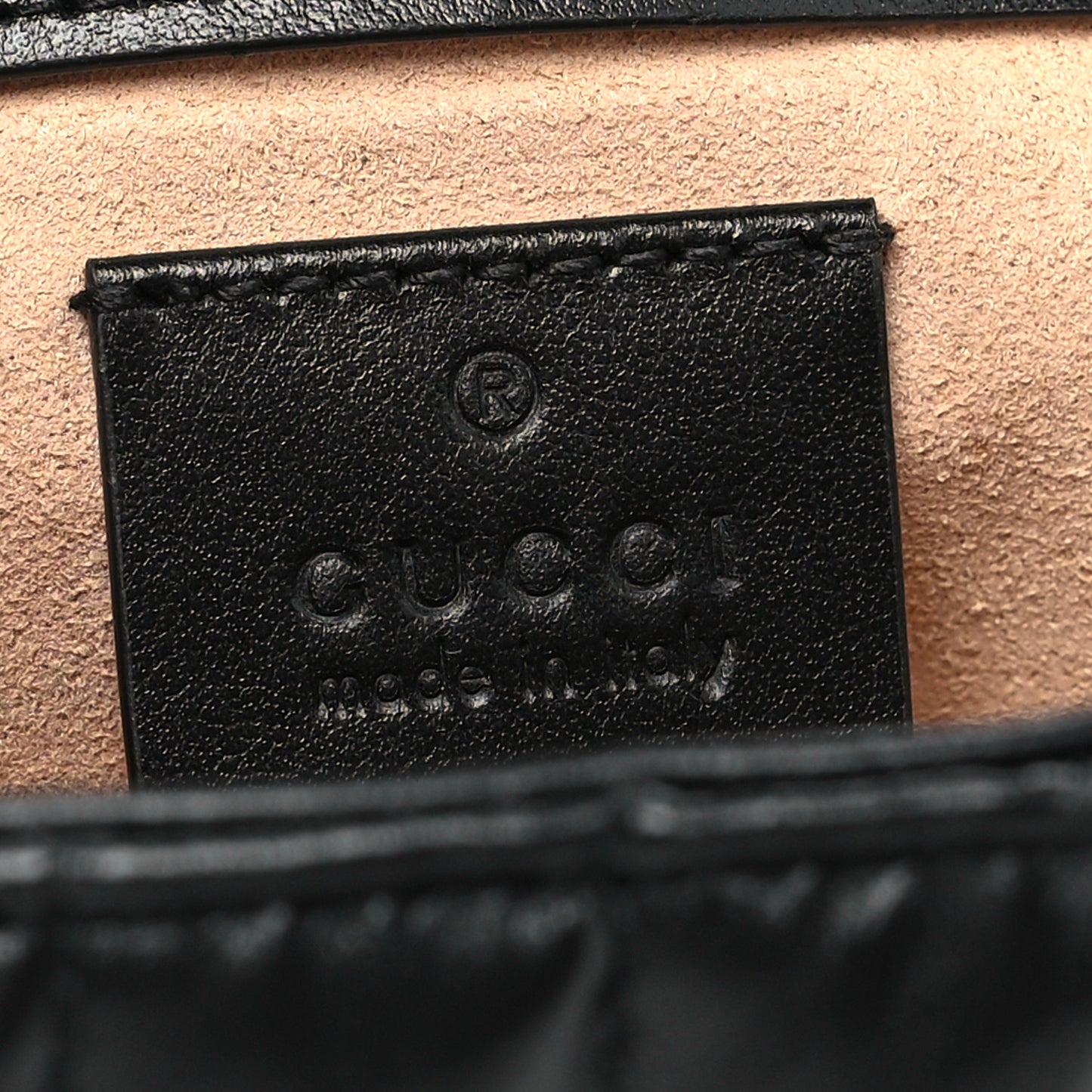 Calfskin Matelasse Aria Super Mini GG Marmont Shoulder Bag Black