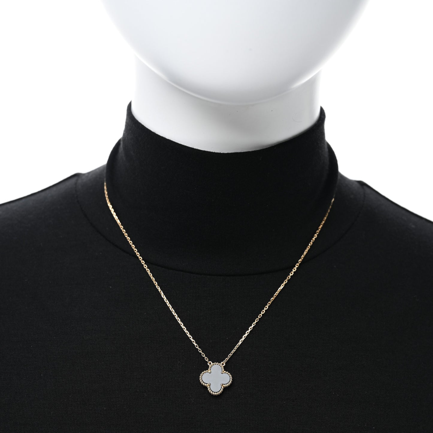 18K Yellow Gold Black Onyx Vintage Alhambra Pendant Necklace
