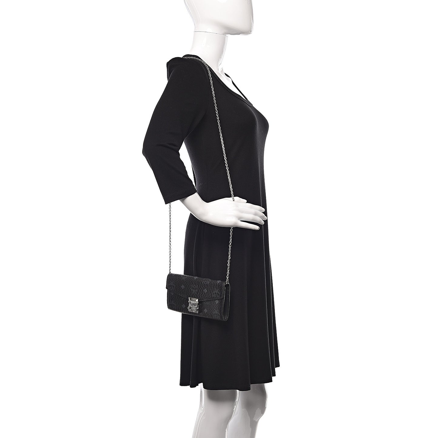 Visetos Large Patricia Wallet On Chain Black