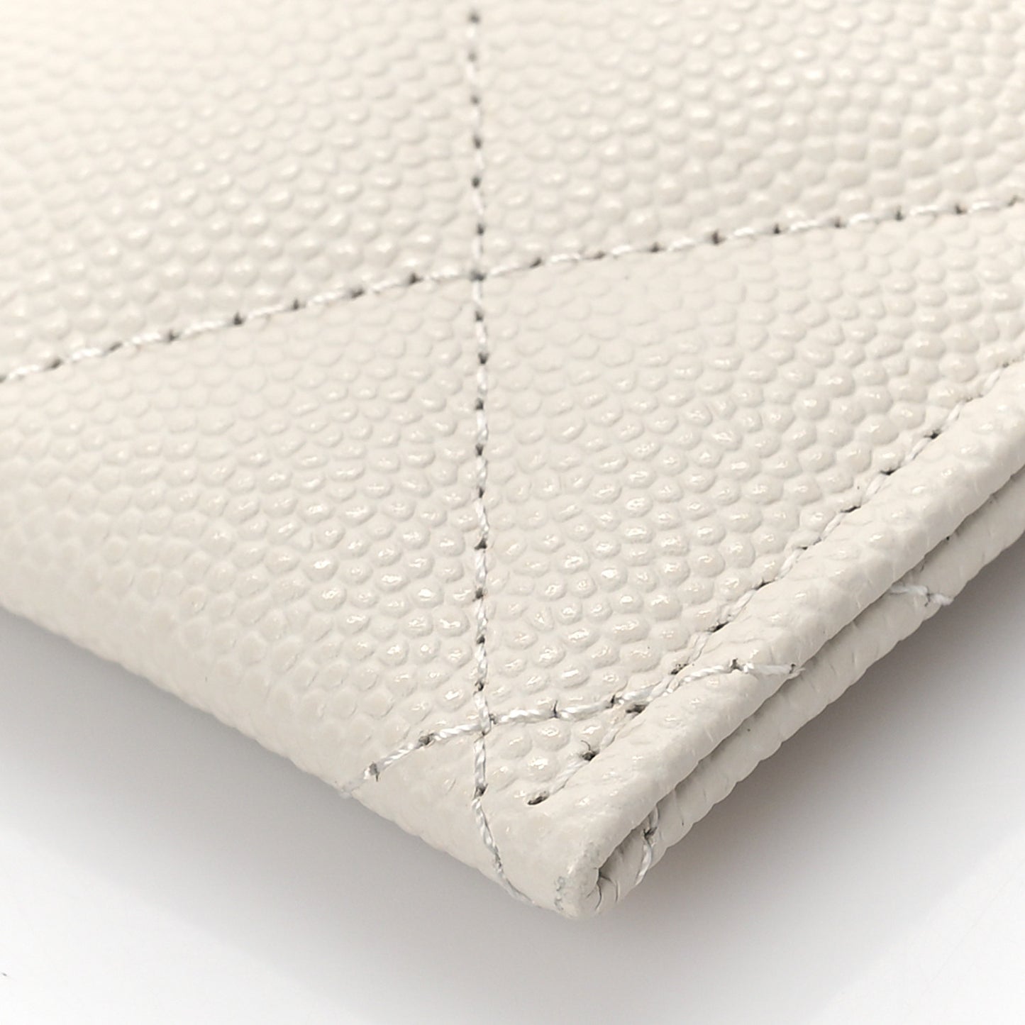 Caviar Quilted Card Holder White