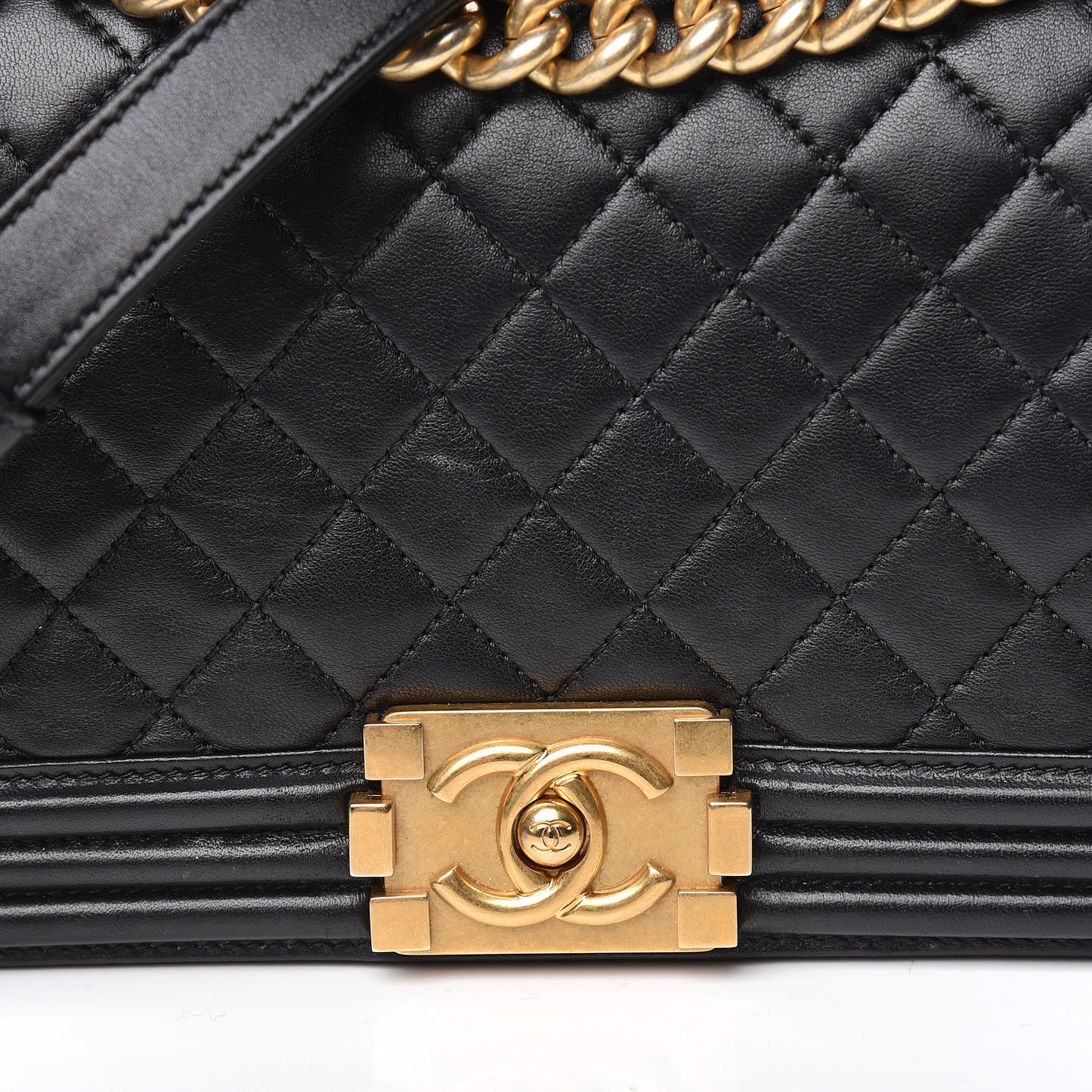 Lambskin Quilted Medium Boy Flap Black
