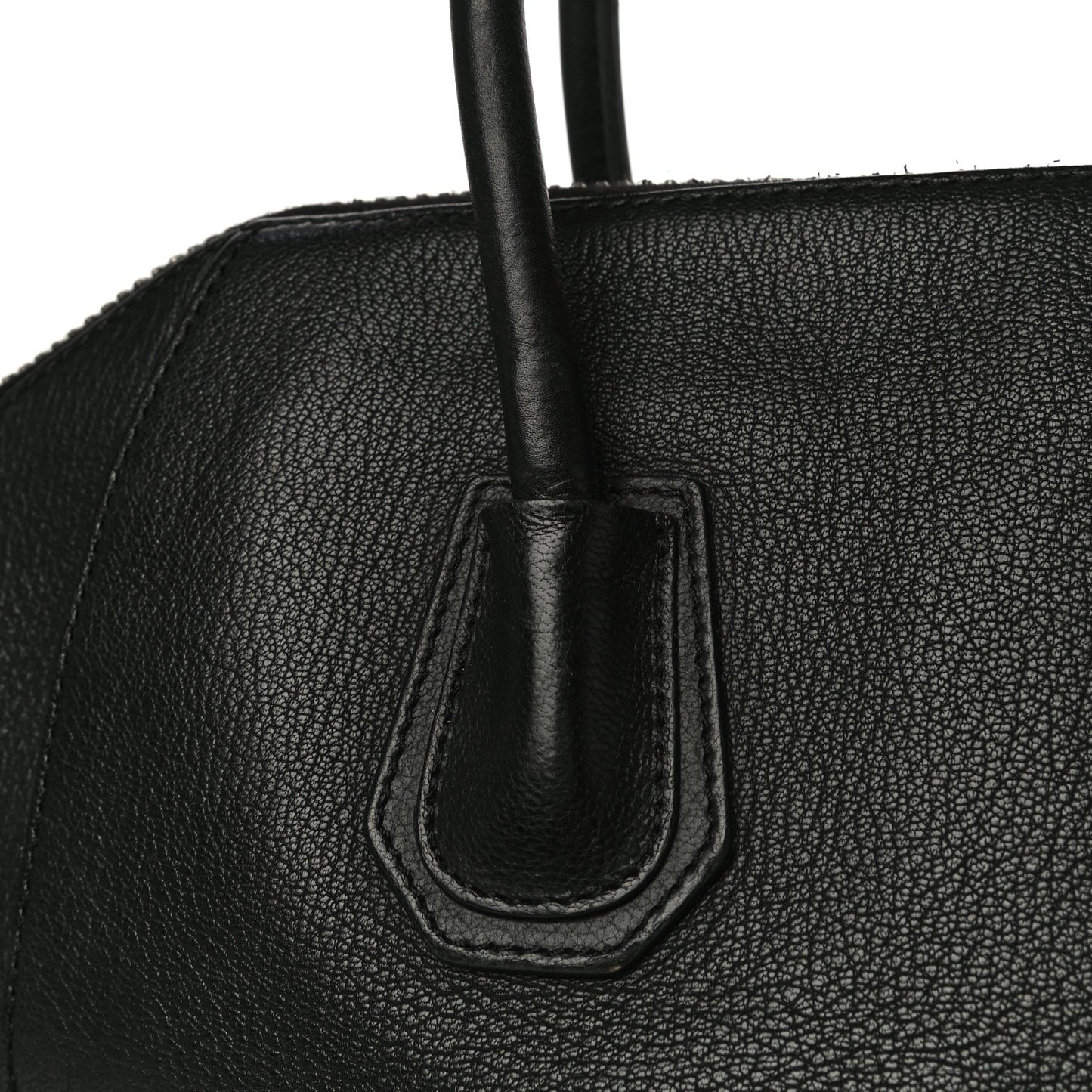 Sugar Goatskin Medium Antigona Black
