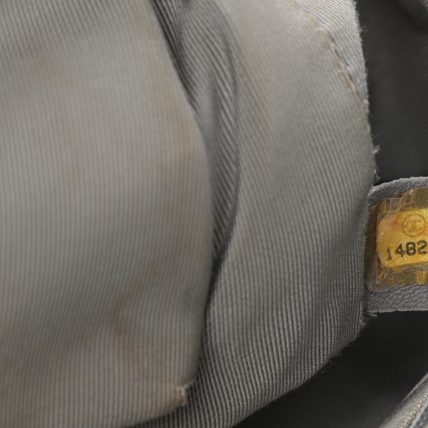 Nylon Quilted Tweed Stitch Bubble Camera Case Purple