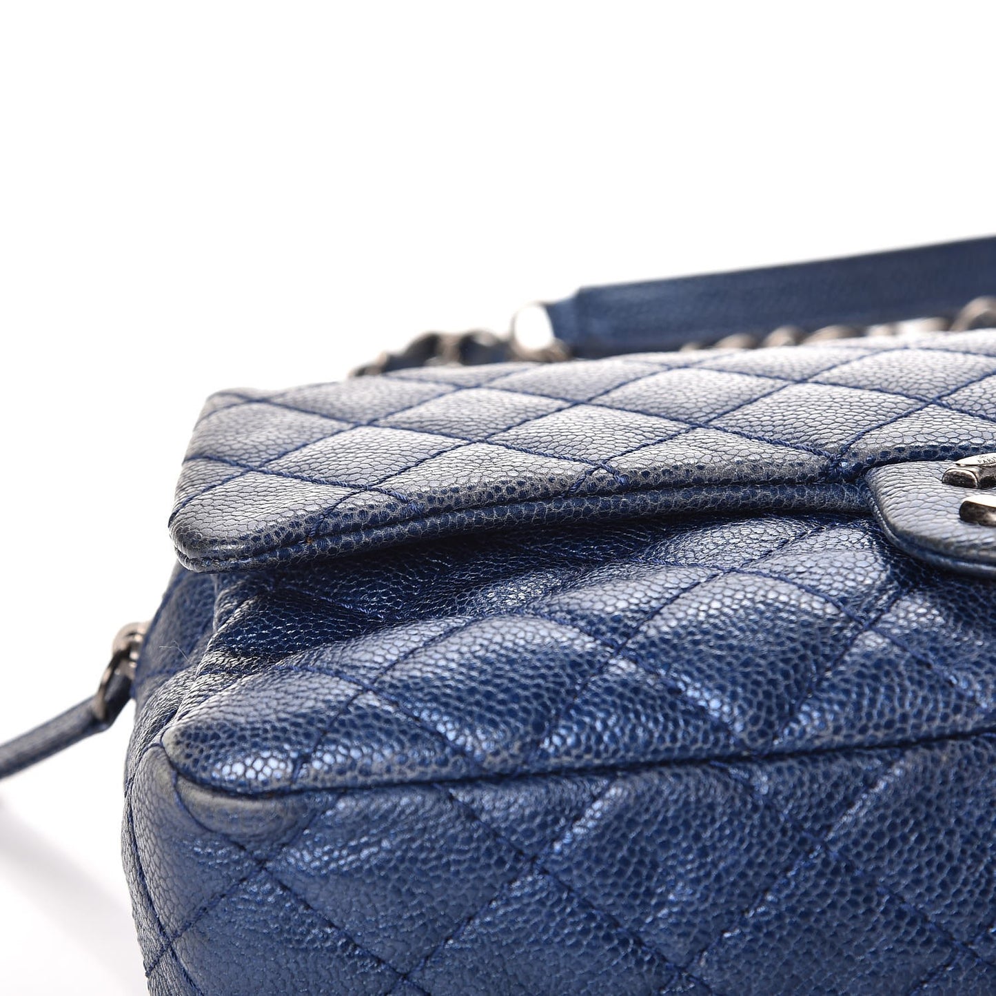 Iridescent Caviar Quilted Small Chic Flap Dark Blue