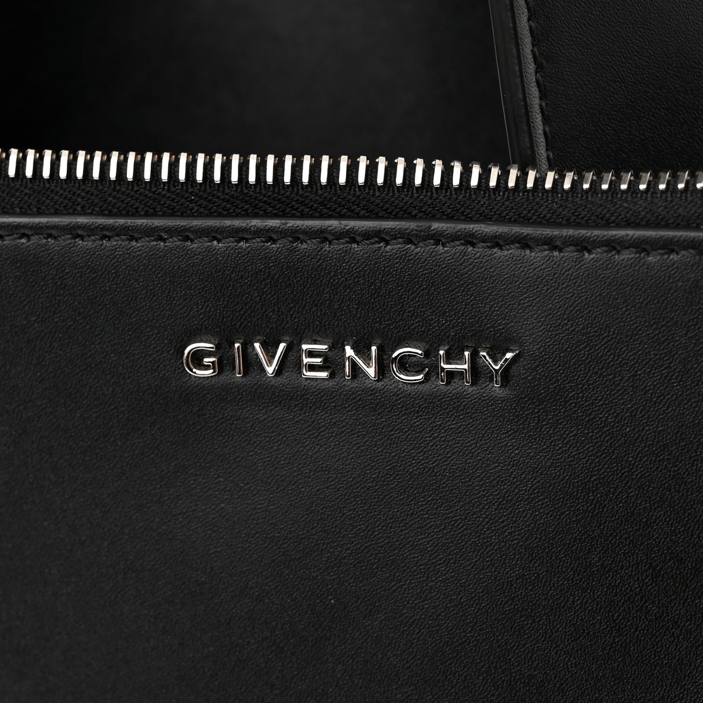 Calfskin Logo Debossed Medium Shopper Tote Black