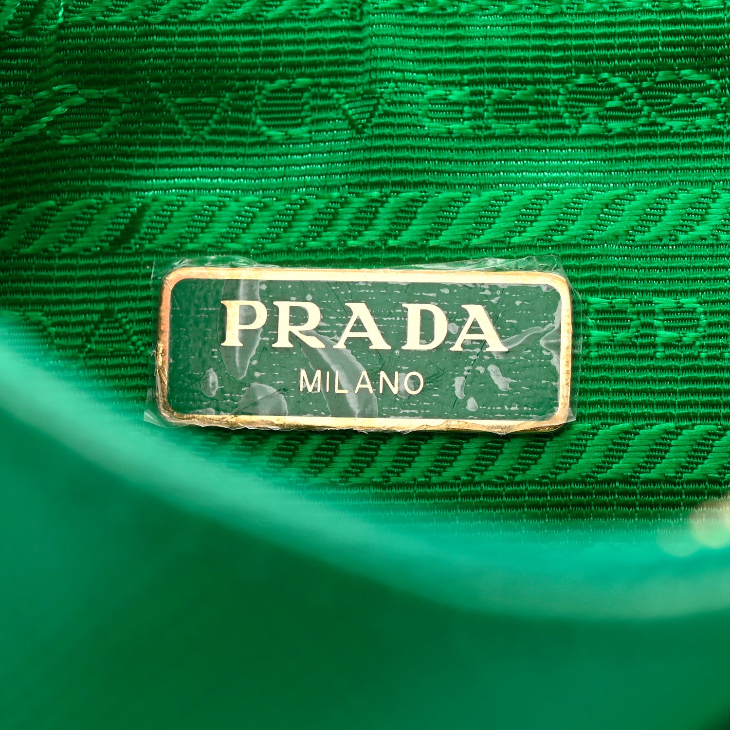 Prada Saffiano Lux Re-Edition 2005 Shoulder Bag Menta 6 of 10