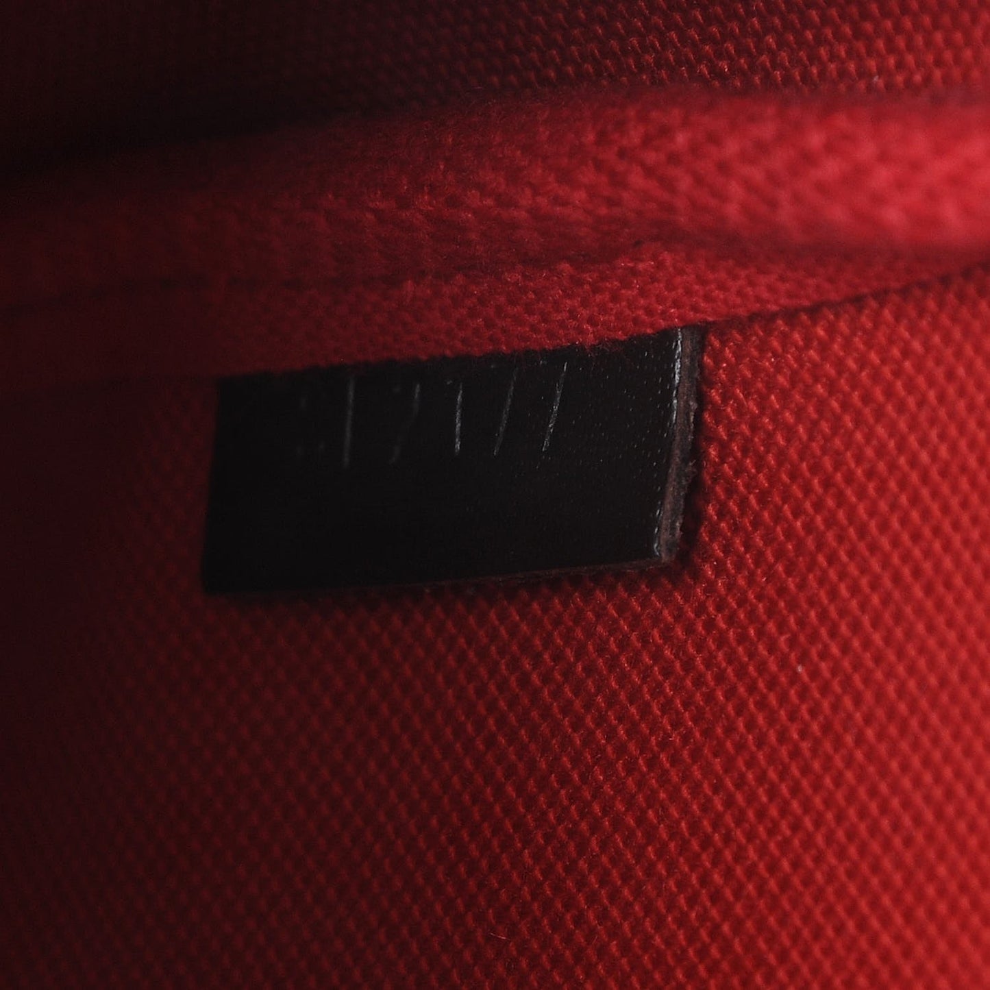 Damier Ebene Mini Pochette Accessories