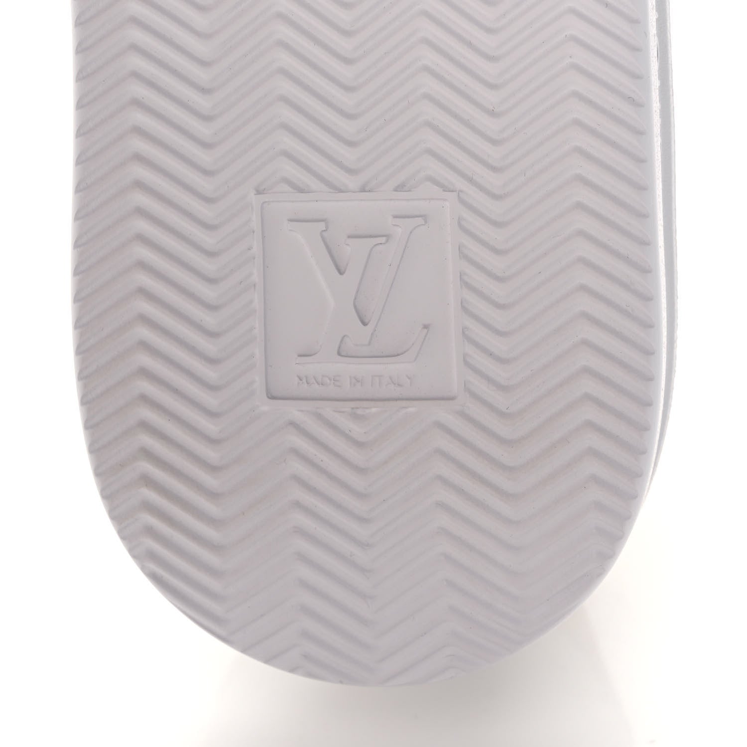 Louis Vuitton Grained Calfskin Embossed Monogram Mens Beverly Hills Sneakers 7 White 5 of 10