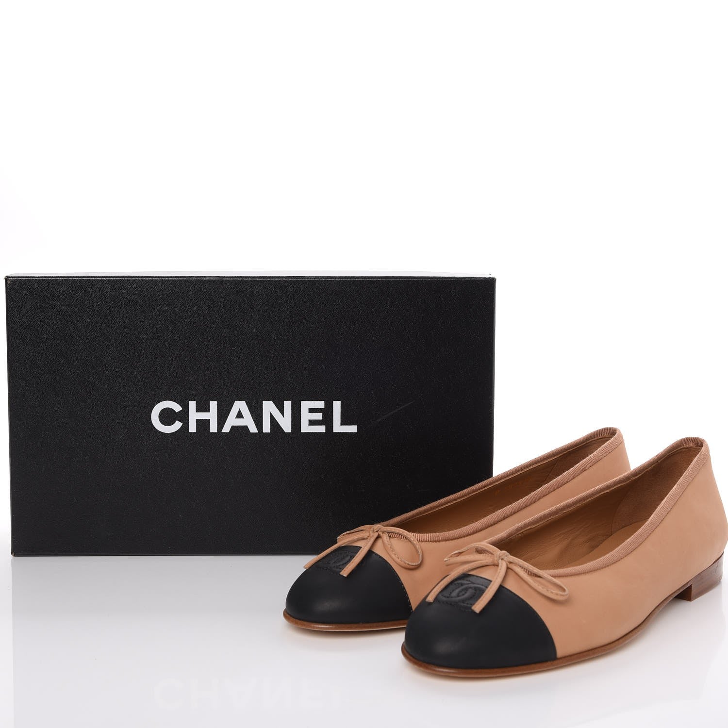Chanel Lambskin Cap Toe Ballerina Flats 38.5 Beige Black 9 of 9