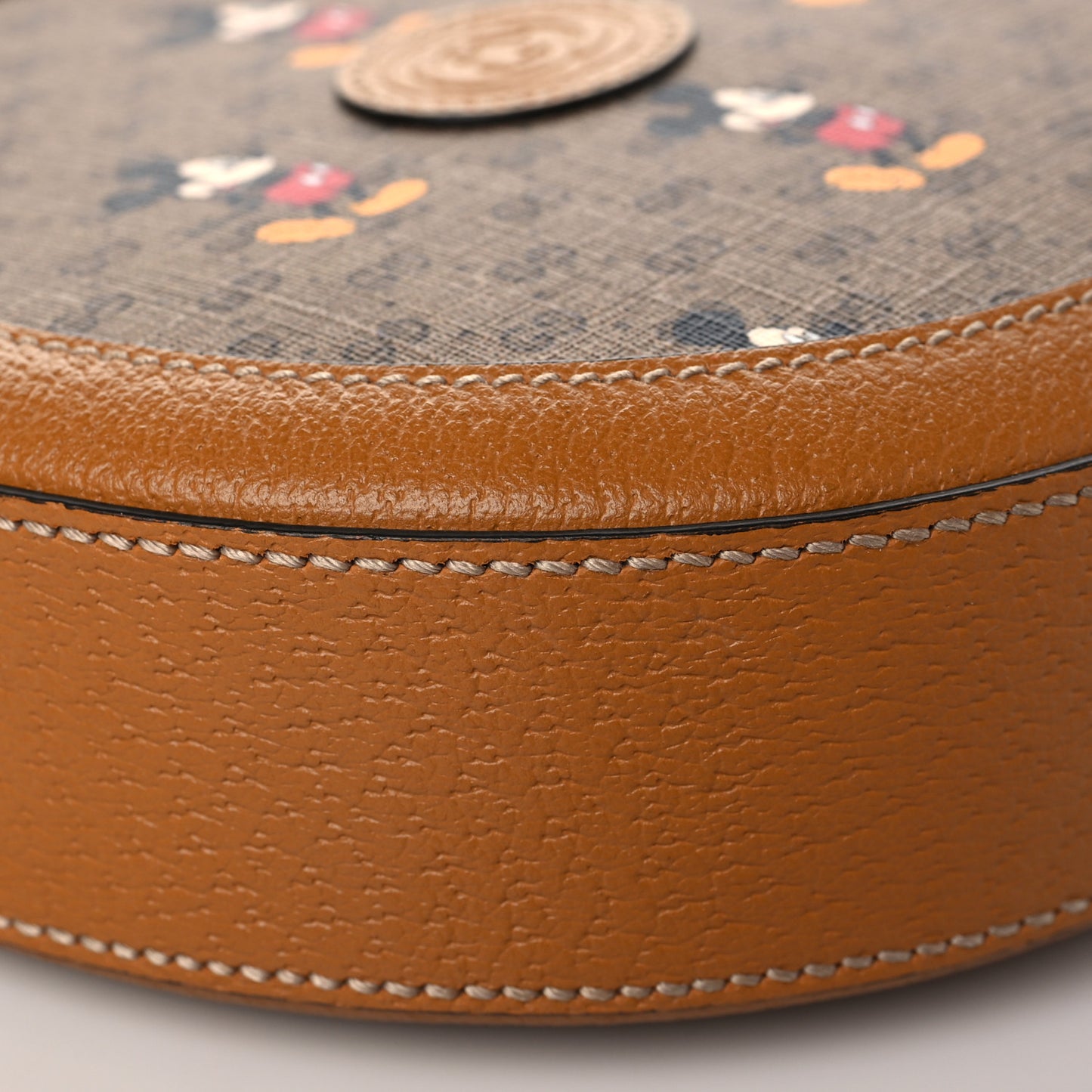 X DISNEY Mini Vintage GG Supreme Monogram Mickey Mouse Round Shoulder Bag Beige Vintage Sun Oil