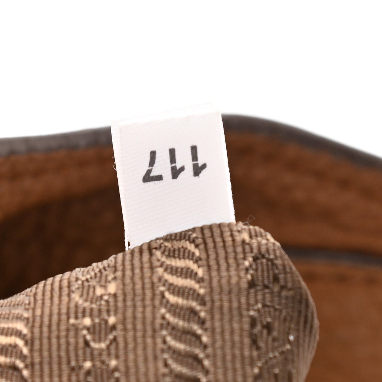 Vitello Daino Hobo Cinnamon