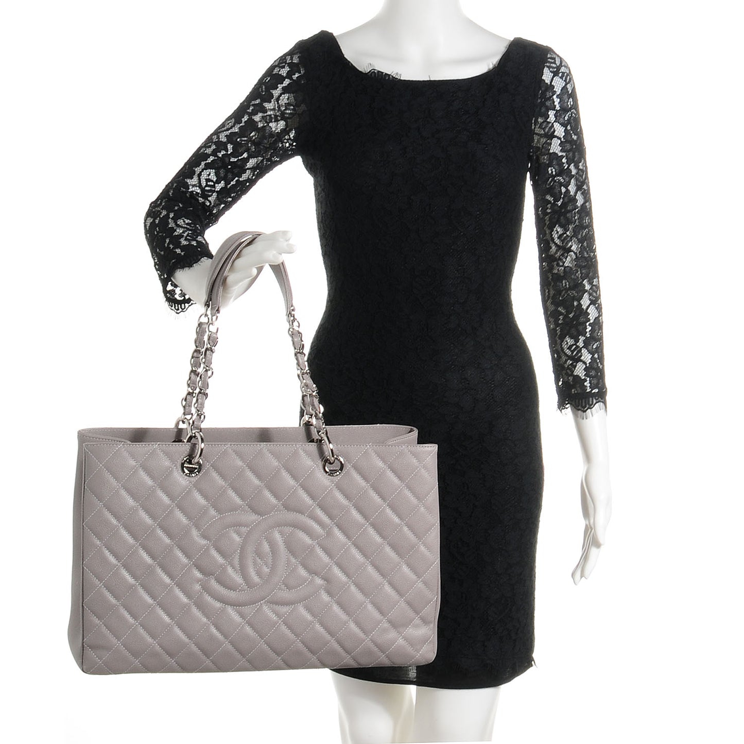 Caviar XL Grand Shopping Tote GST Light Grey