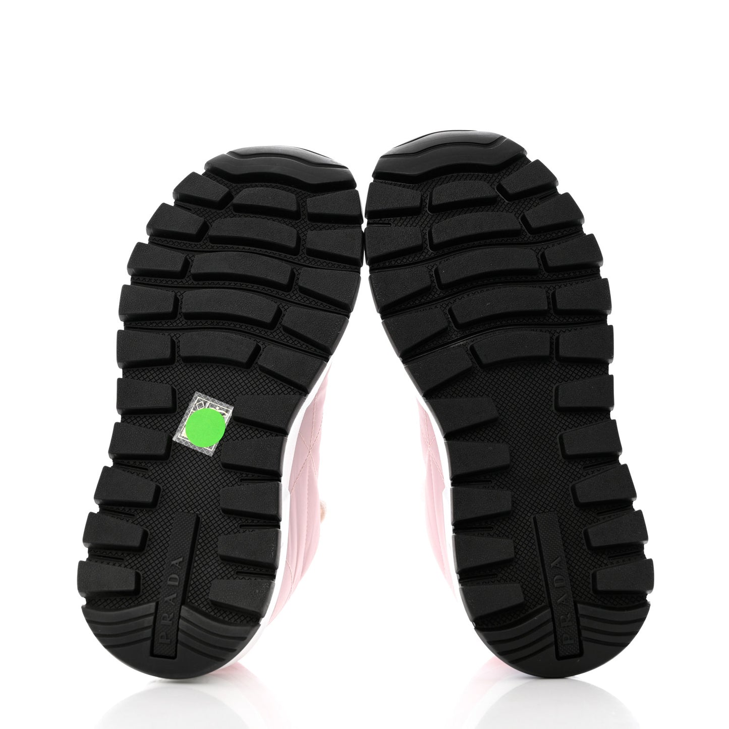 Re-Nylon Piuma Metal Triangle Logo Quilted 45mm Sneakers 37 Alabastro