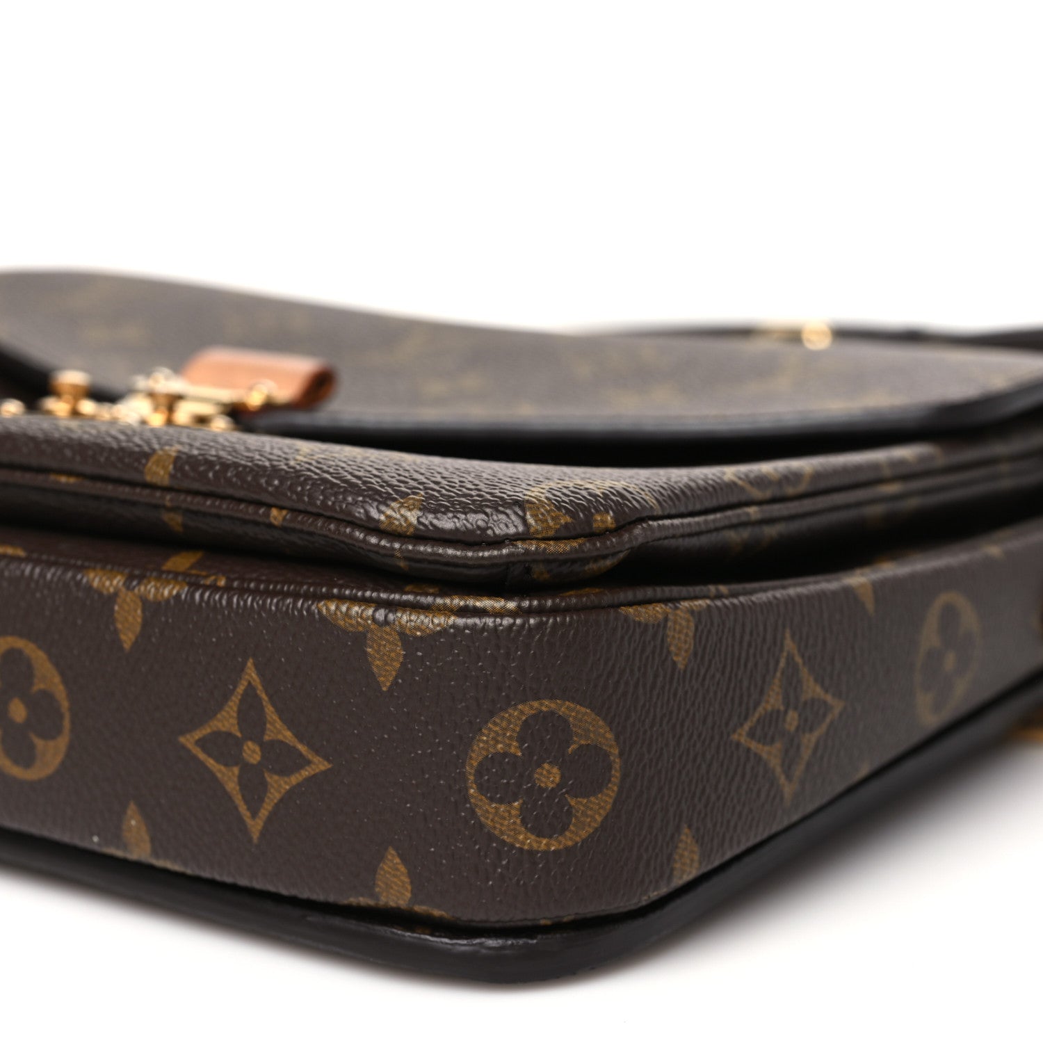 Louis Vuitton Monogram Pochette Metis 9 of 9