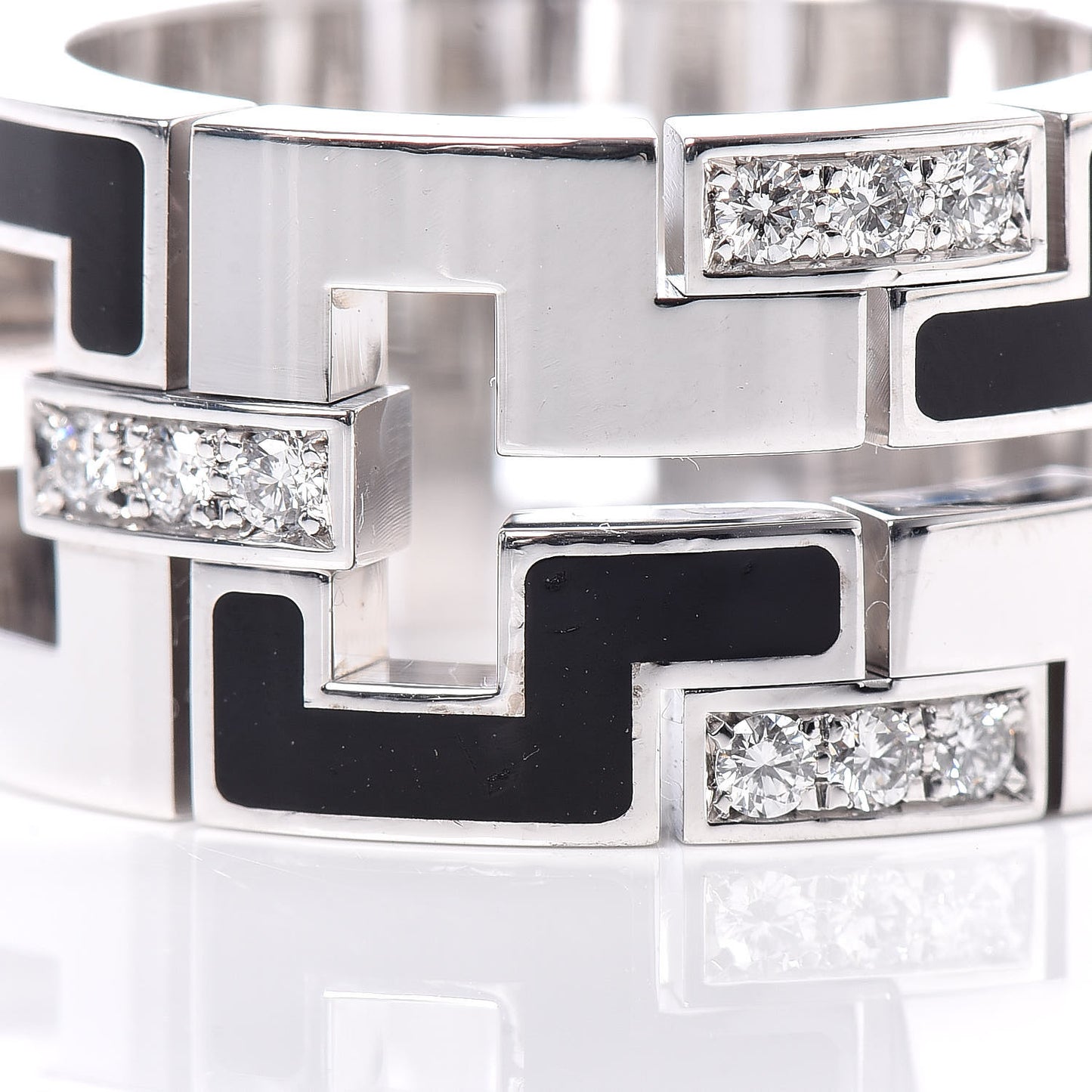18K White Gold Enamel Diamond Le Baiser Du Dragon Ring 52 6