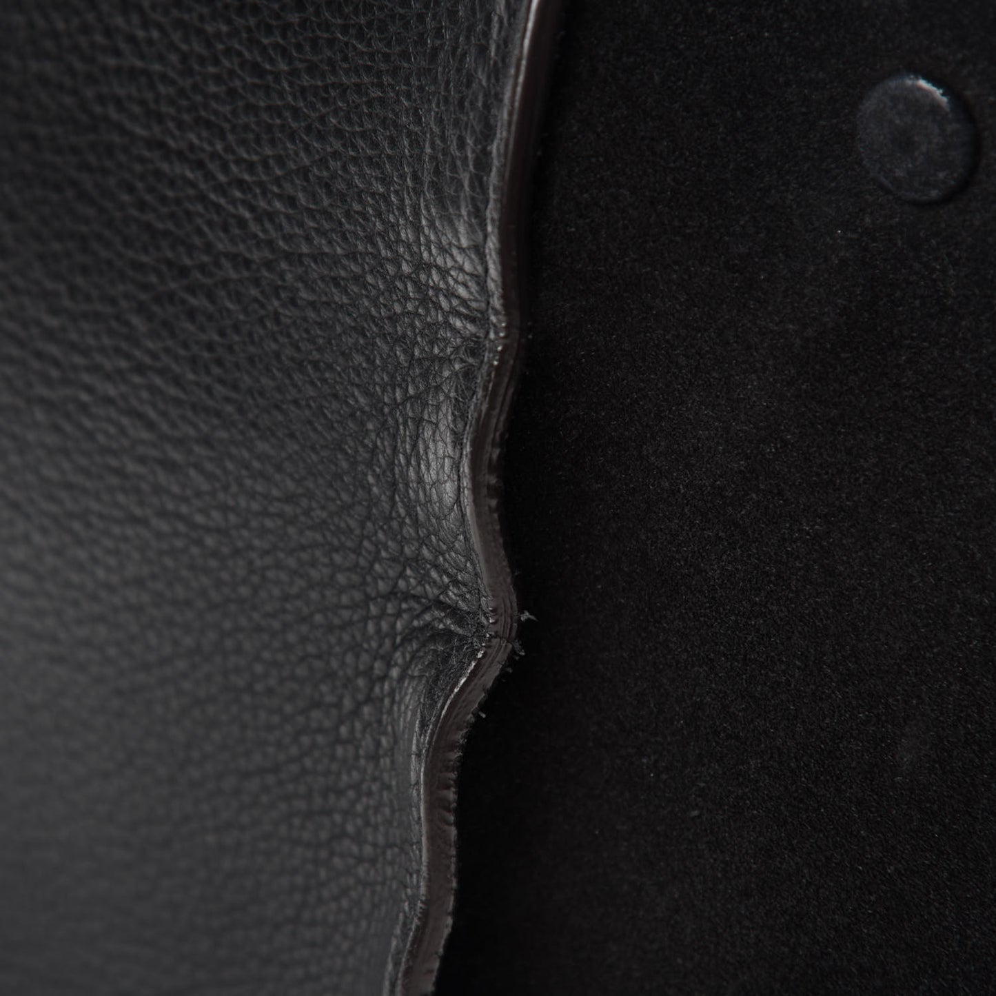 Drummed Calfskin Suede Small Trapeze Black