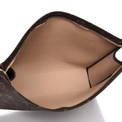 Louis Vuitton Monogram Toiletry Pouch 26 5 of 8