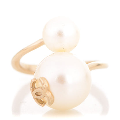 Chanel Pearl CC Ring 6 Gold Pearly White 1 of 4