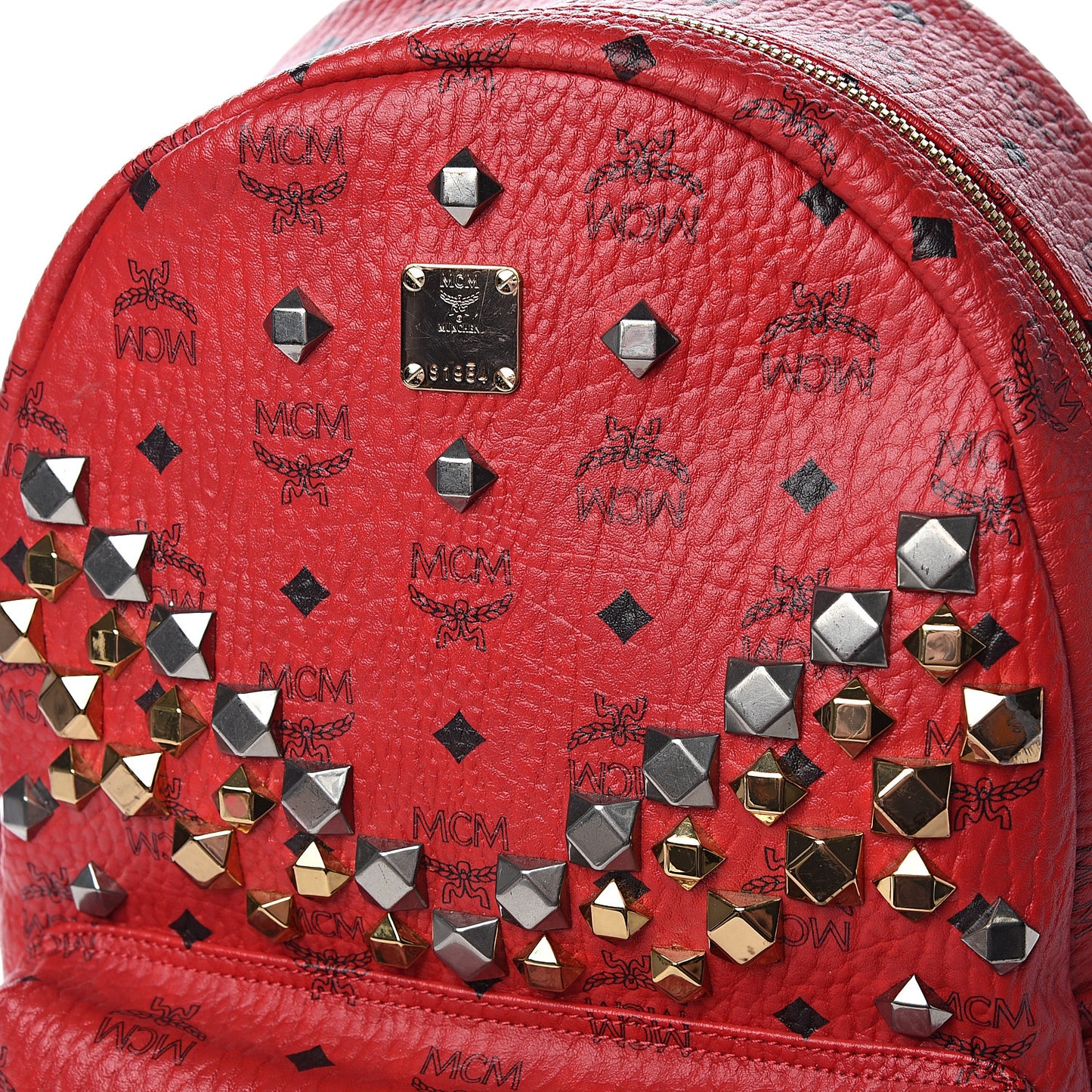 Visetos Studded Medium Stark M Backpack Red