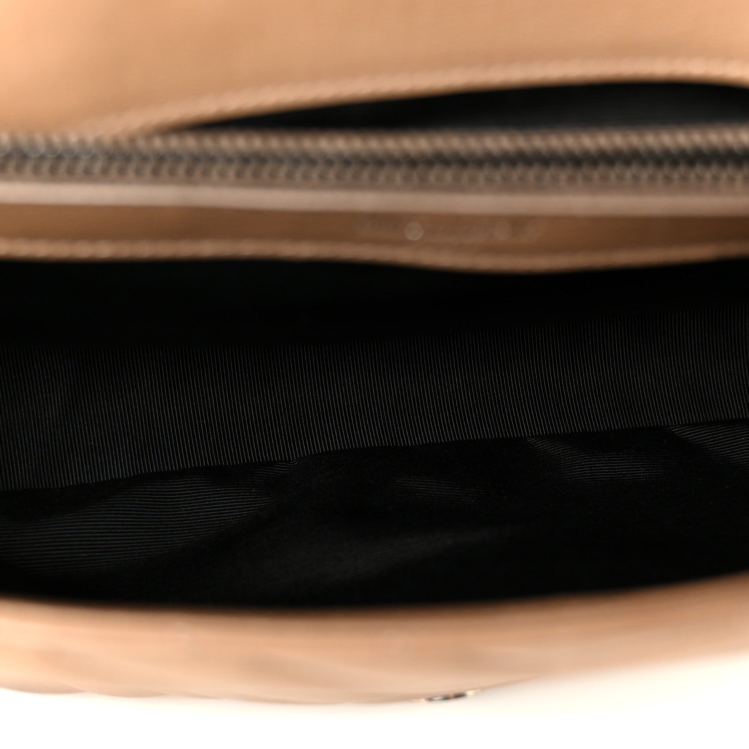 Saint Laurent Sheepskin Matelasse Chevron Monogram Large College Bag Fard 4 of 11