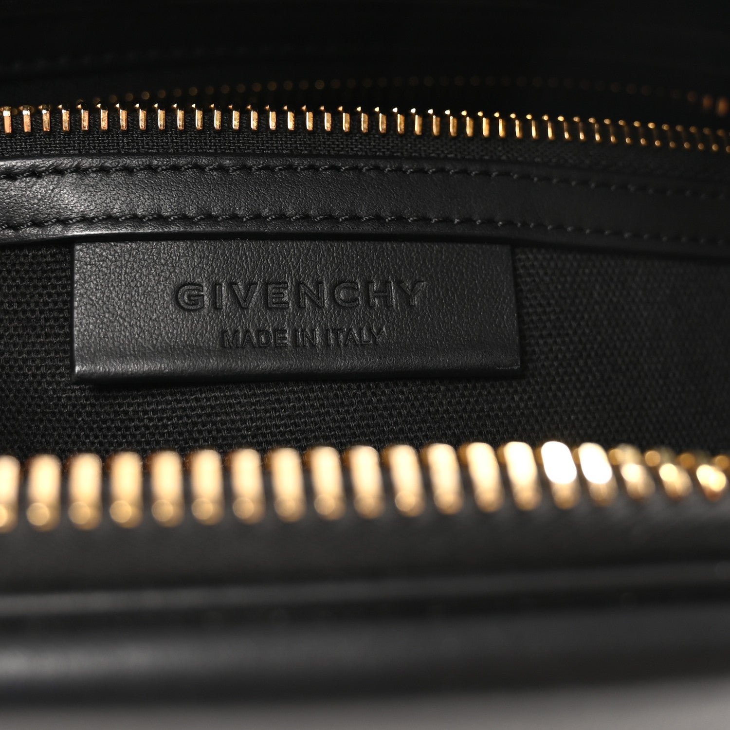 Givenchy Calfskin Chain Detail Small Antigona Black 6 of 10