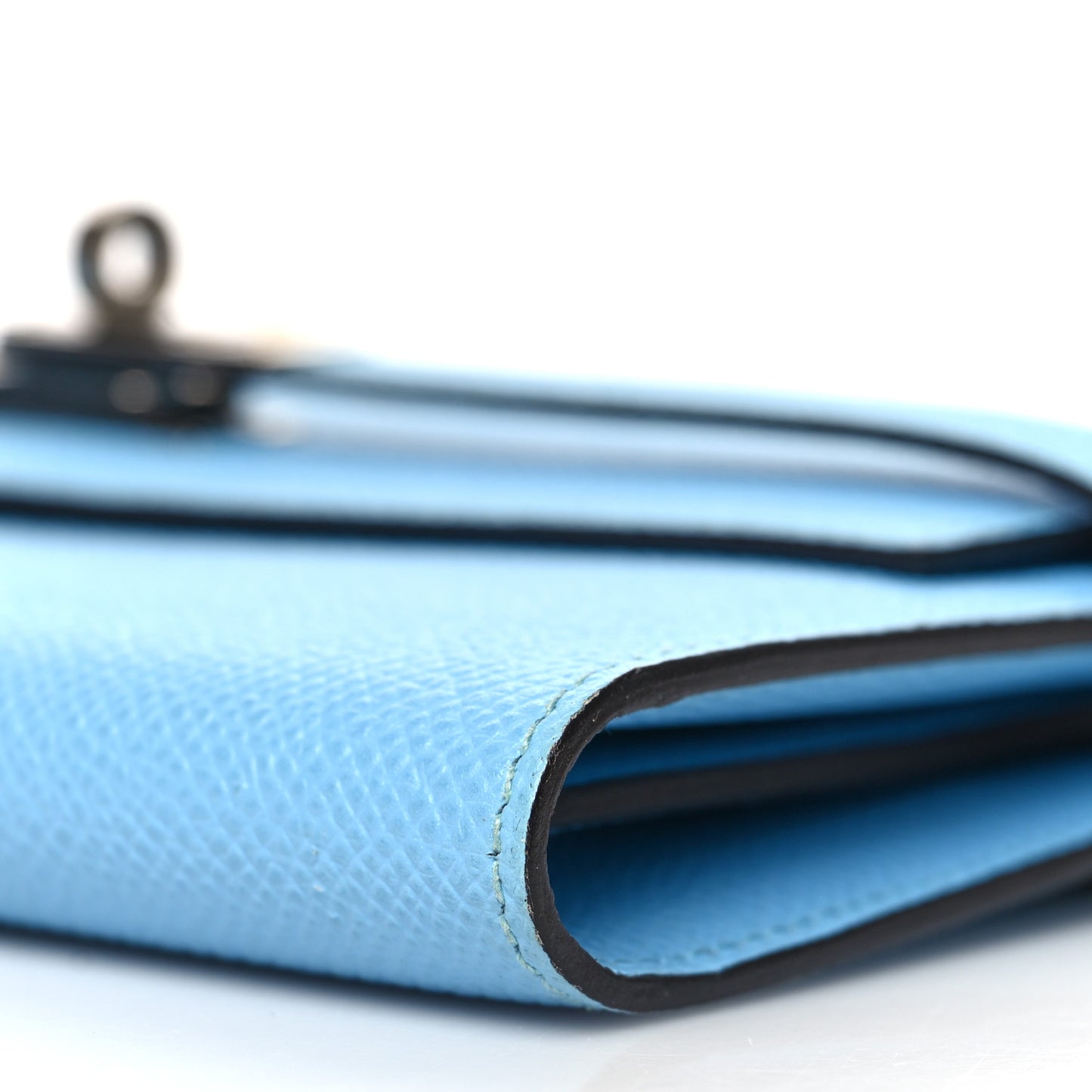 Epsom Kelly Longue Wallet Celeste
