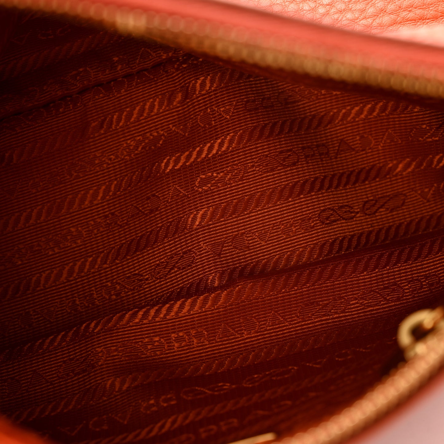 Vitello Daino Shoulder Bag Papaya