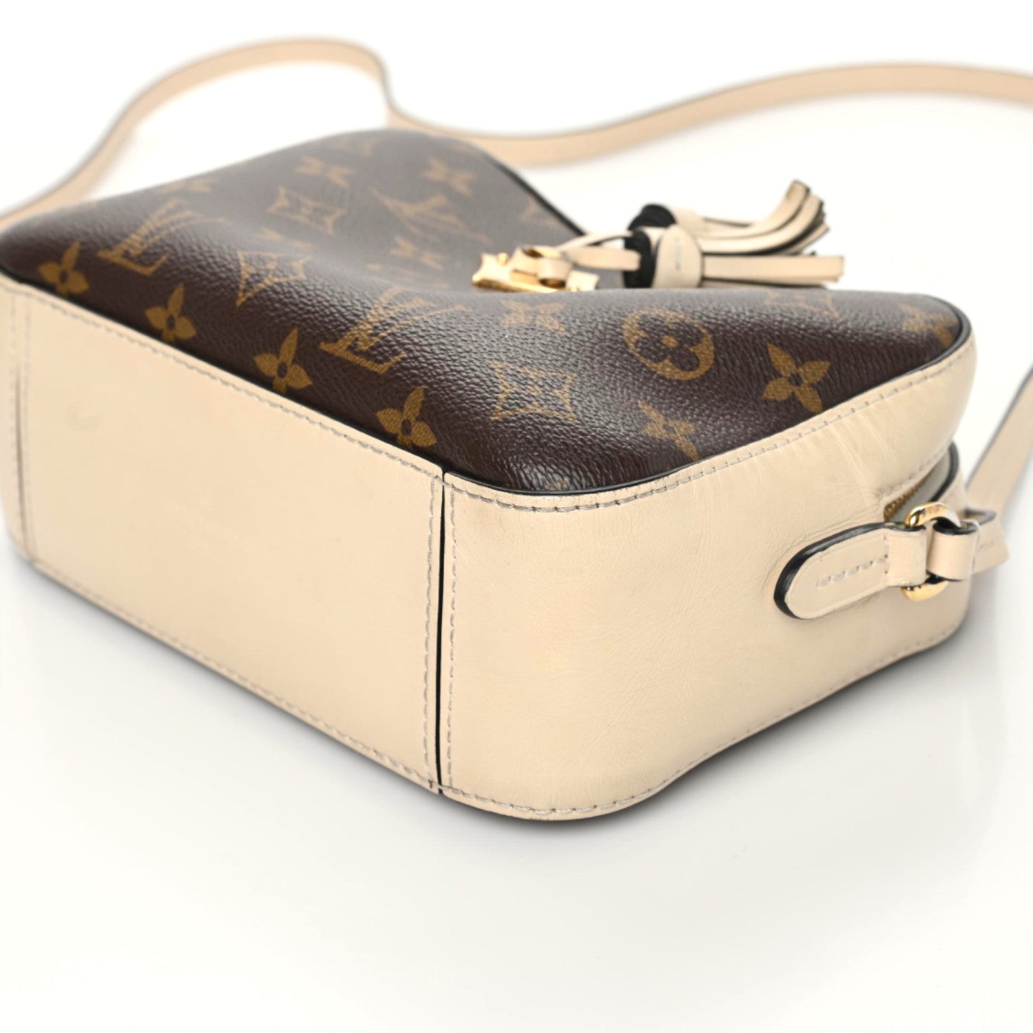 Louis Vuitton Monogram Saintonge Creme 6 of 8