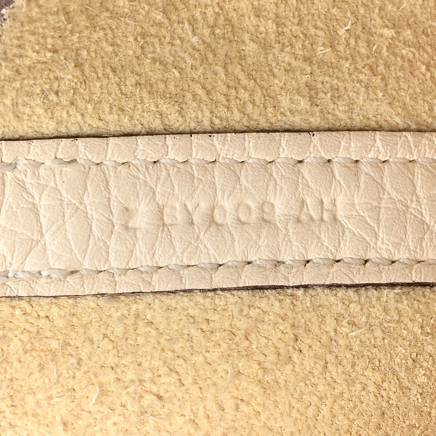 Hermes Taurillon Clemence Picotin Lock 18 PM Nata 7 of 20