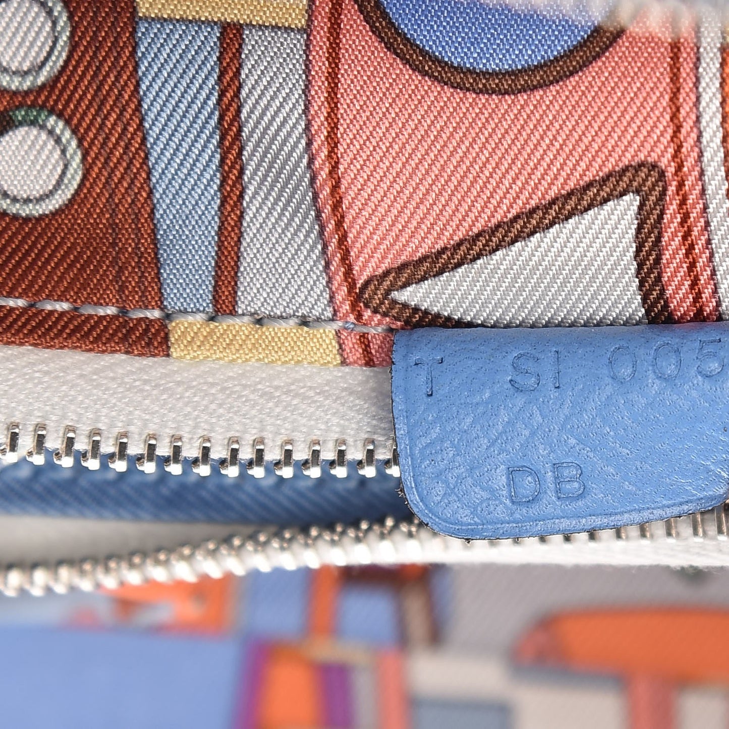 Epsom Silk'In Compact Wallet Bleu Paradis