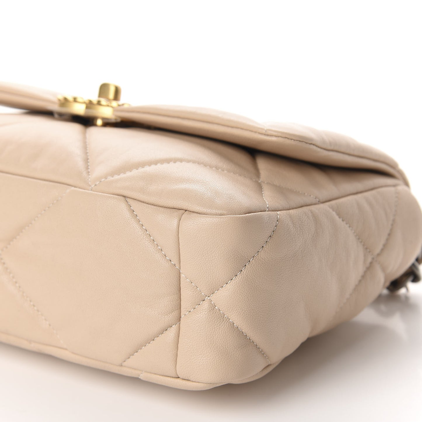 Lambskin Quilted Medium 19 Flap Beige