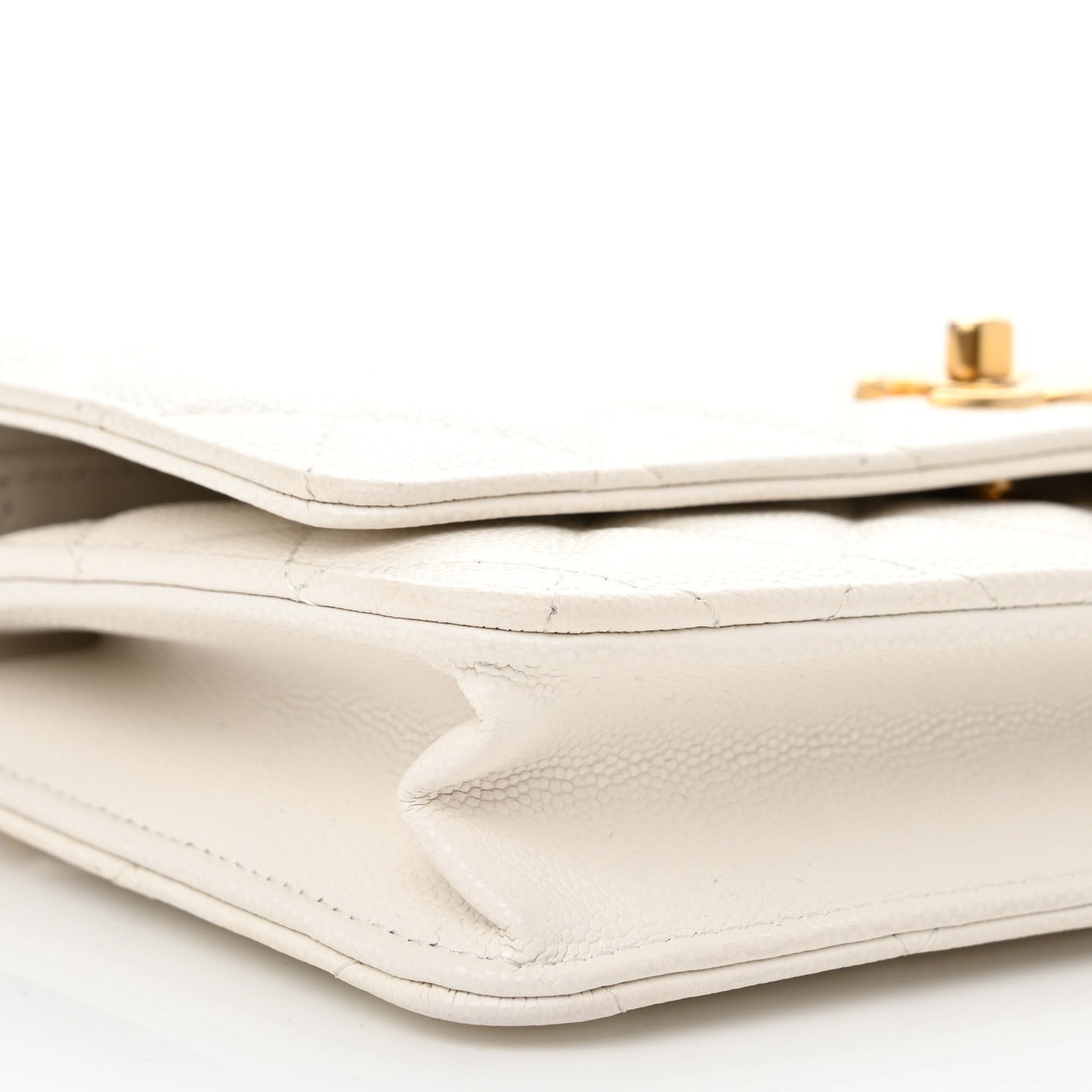 Caviar Quilted Twist Your Buttons Wallet On Chain WOC White