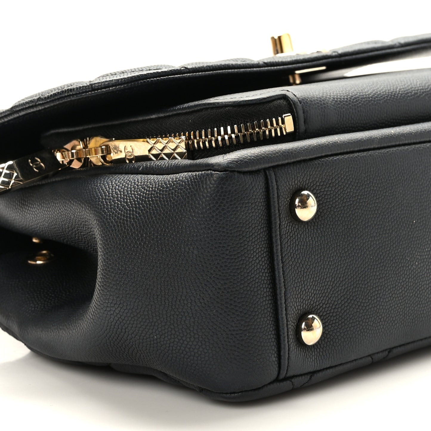 Caviar Quilted Medium Business Affinity Flap Black