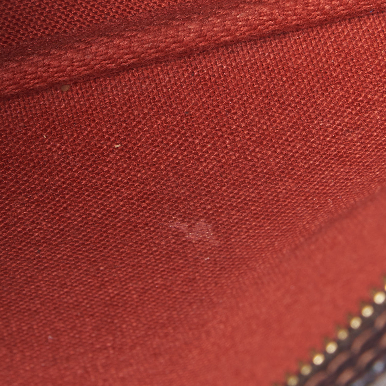 Damier Ebene Navona Pochette Accessories