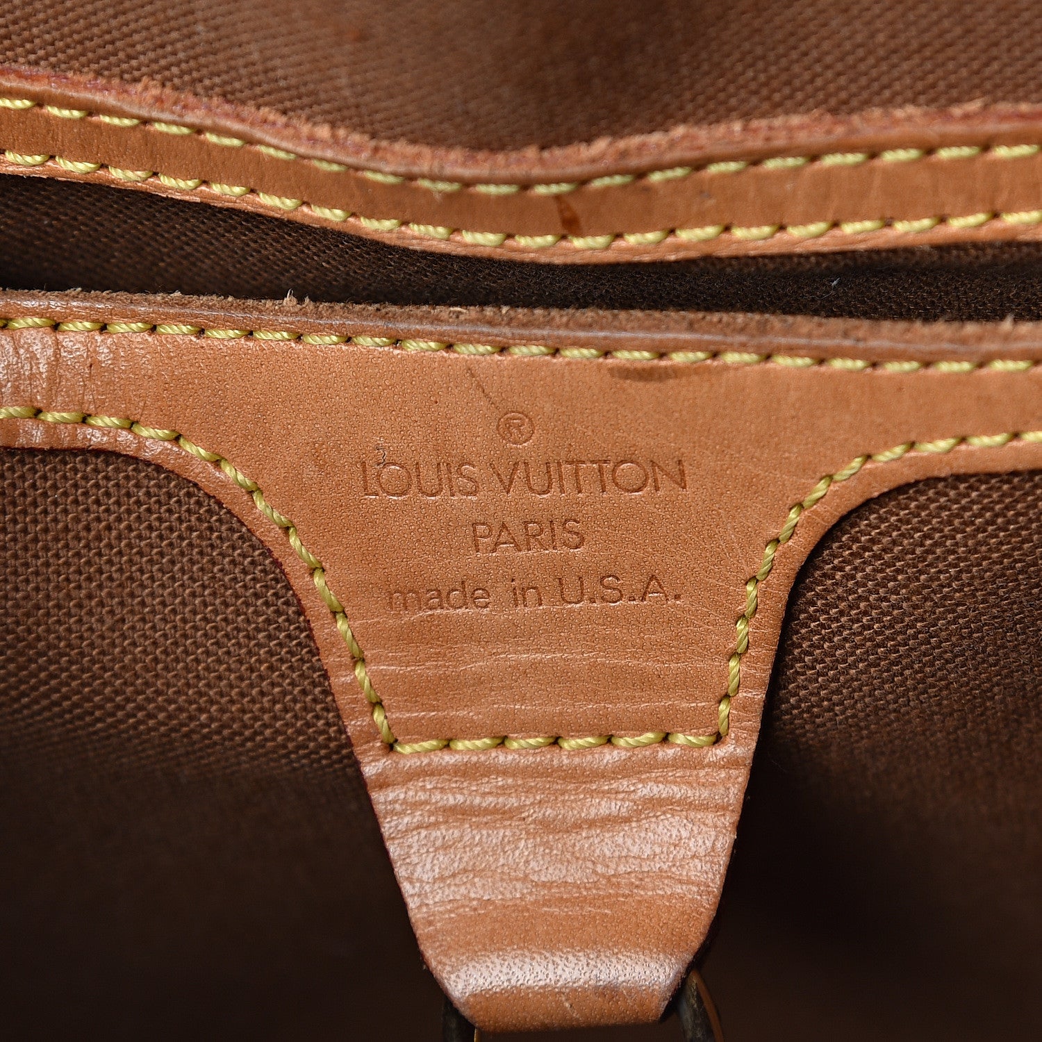 Louis Vuitton Monogram Ellipse MM 4 of 9