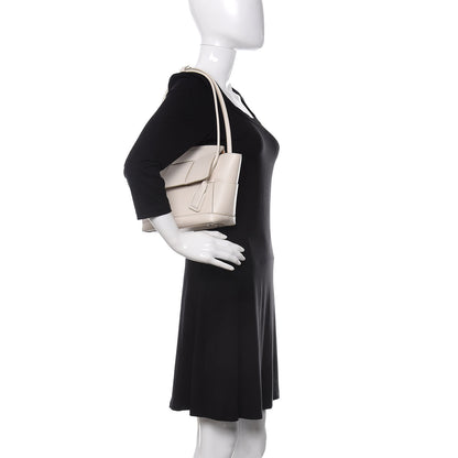 Bottega Veneta French Calfskin Maxi Intrecciato Arco 33 Bianco 2 of 12