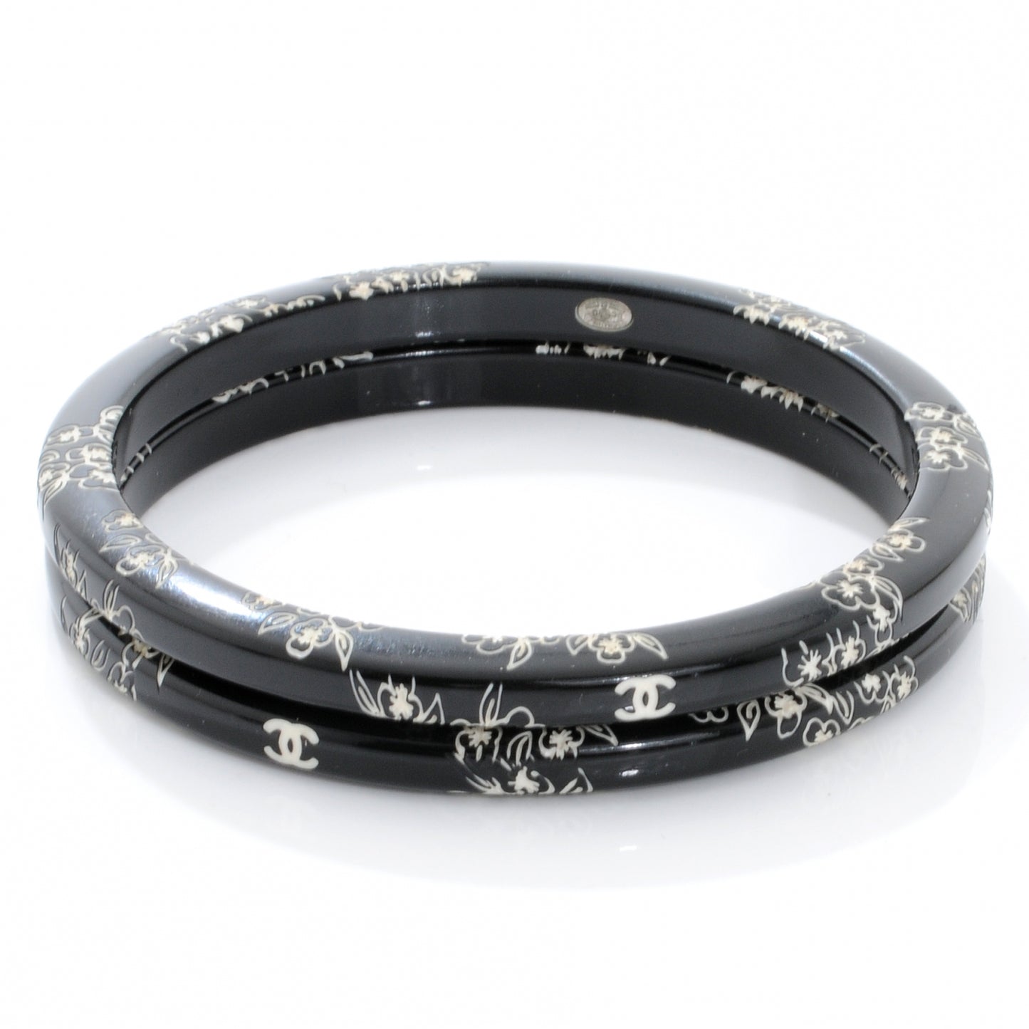 CC Camellia Engraved Bangle Set 2