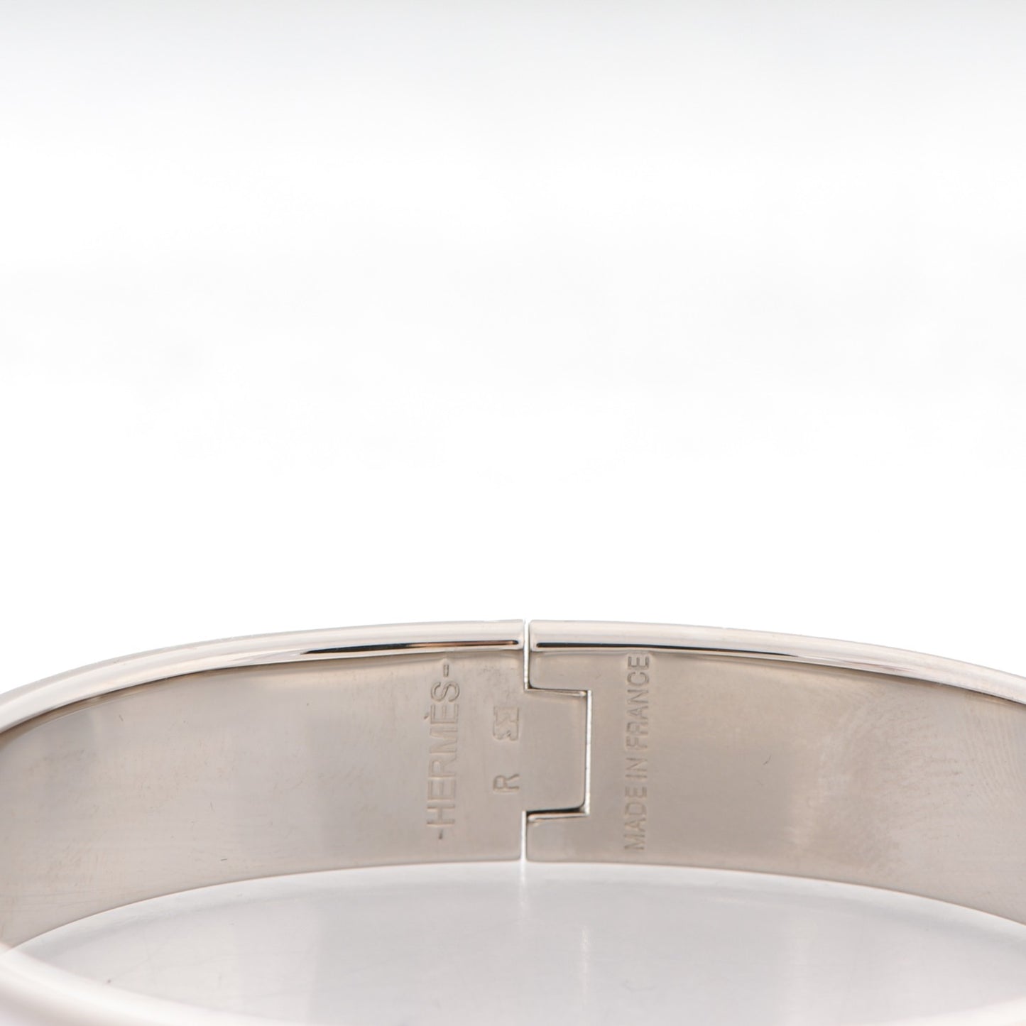Enamel Narrow Clic Clac H Bracelet PM White