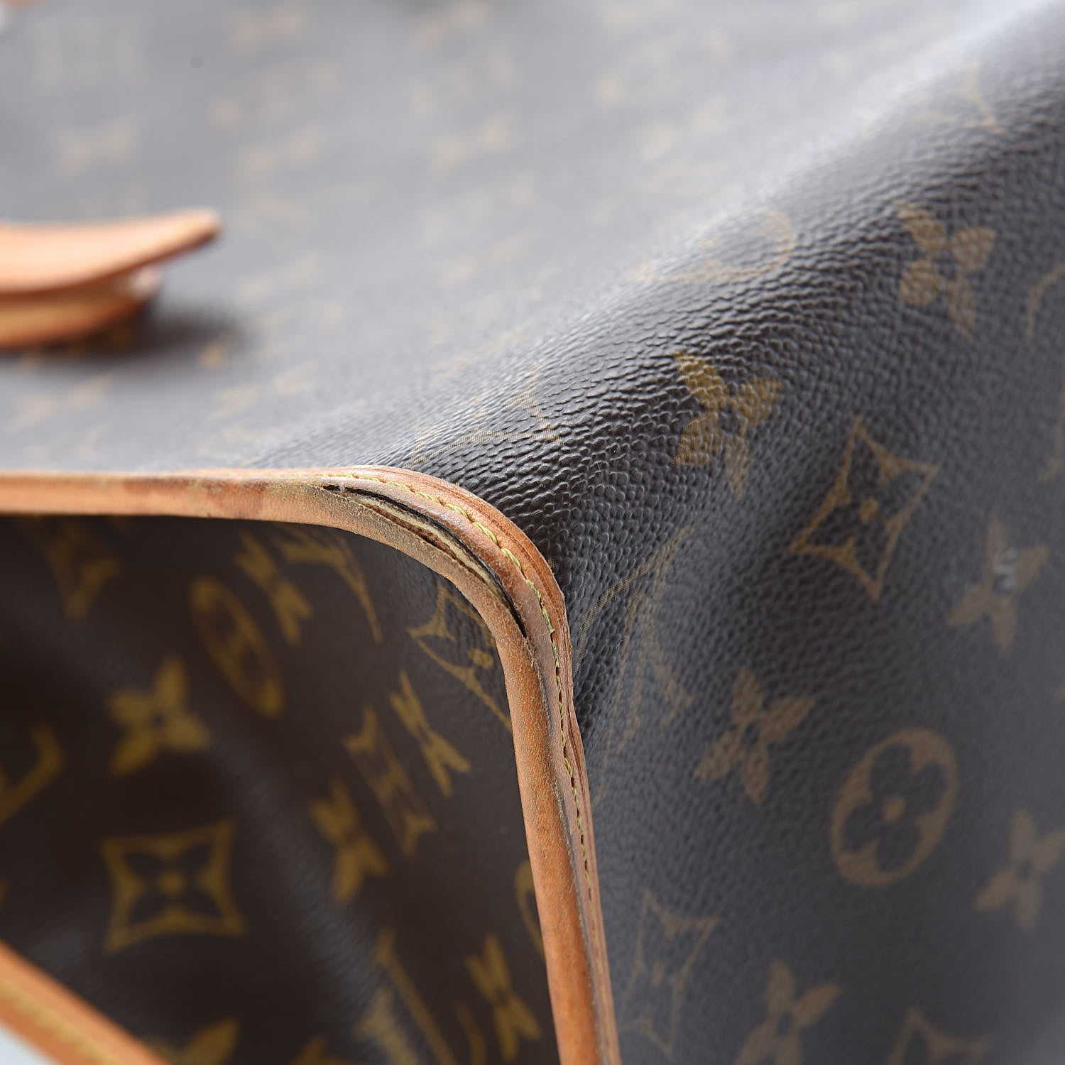 Louis Vuitton Monogram Popincourt Haut 15 of 17