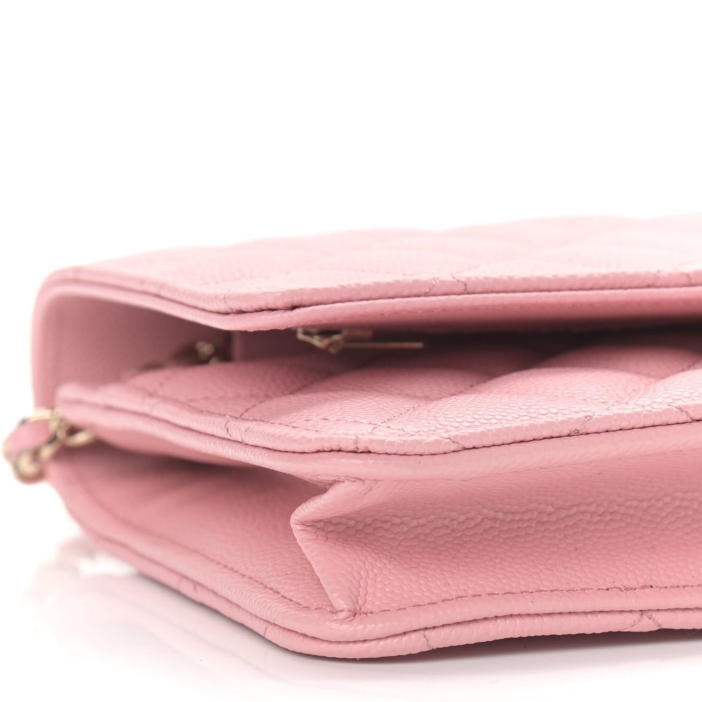 Caviar Quilted Wallet On Chain WOC Light Pink
