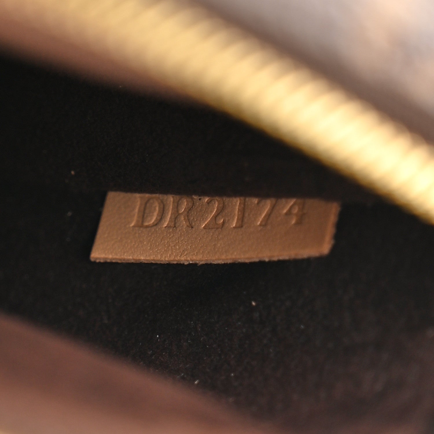 Louis Vuitton Monogram Pochette Metis 7 of 11