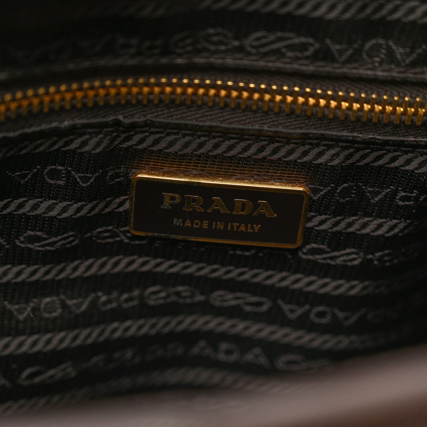 Saffiano Grommets Bowler Bruciato