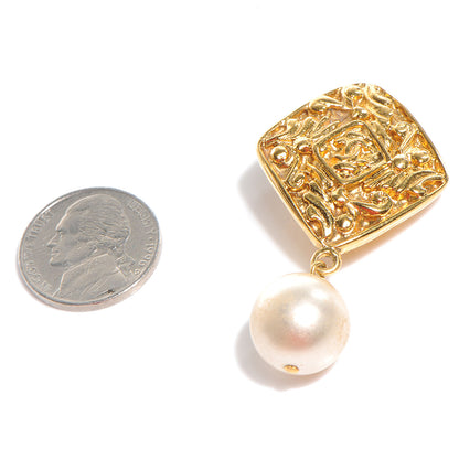 Chanel Pearl CC Dangle Clip On Earrings Gold 2 of 4