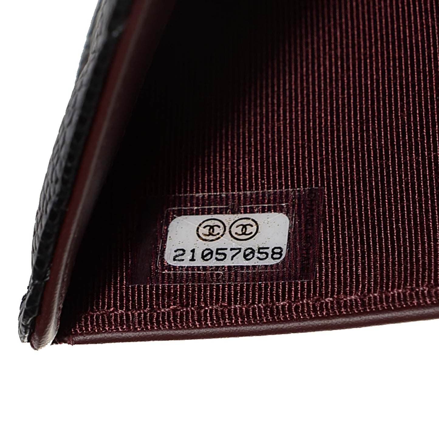 Caviar Quilted Zipped Pocket Wallet Black