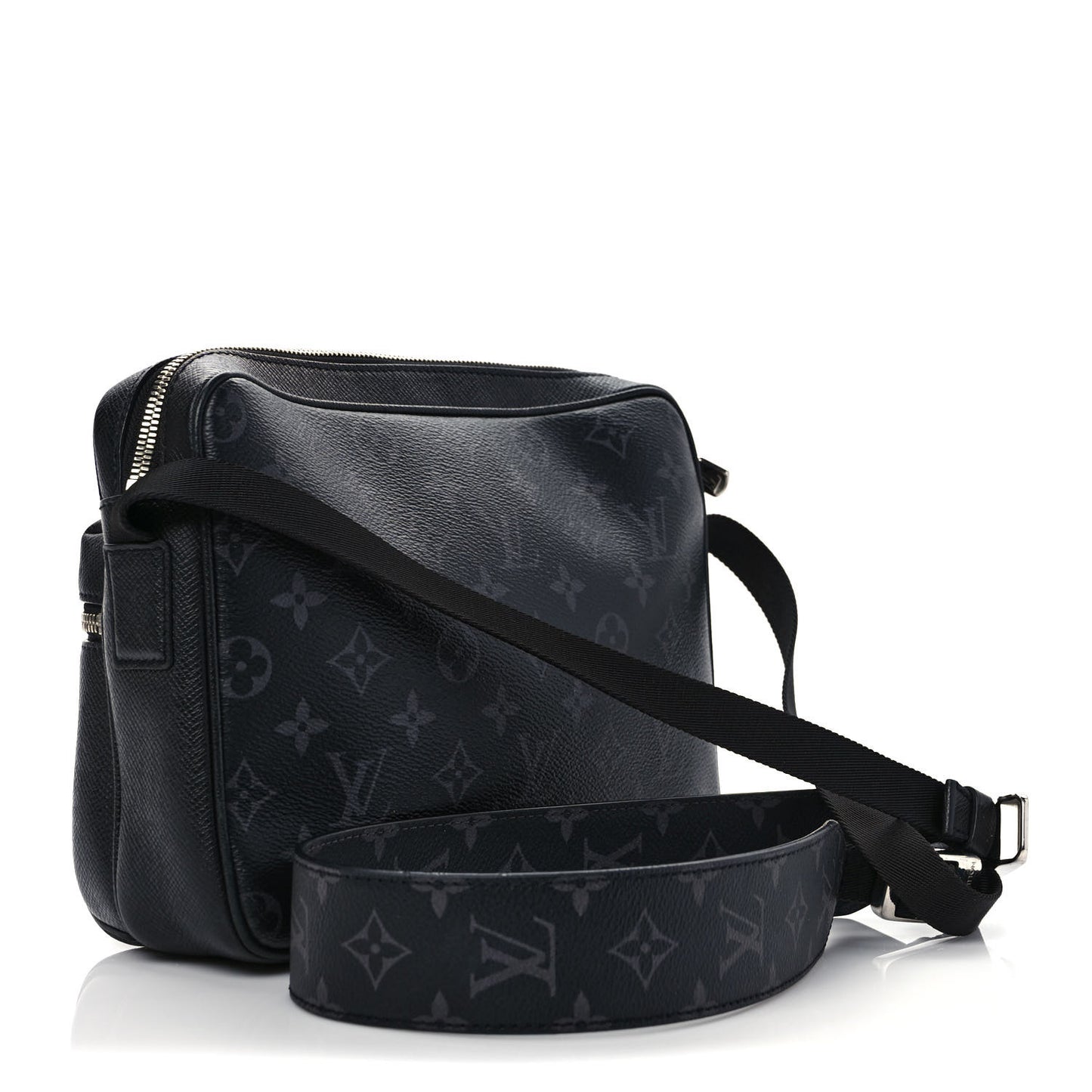 Taiga Monogram Eclipse Outdoor Messenger Black
